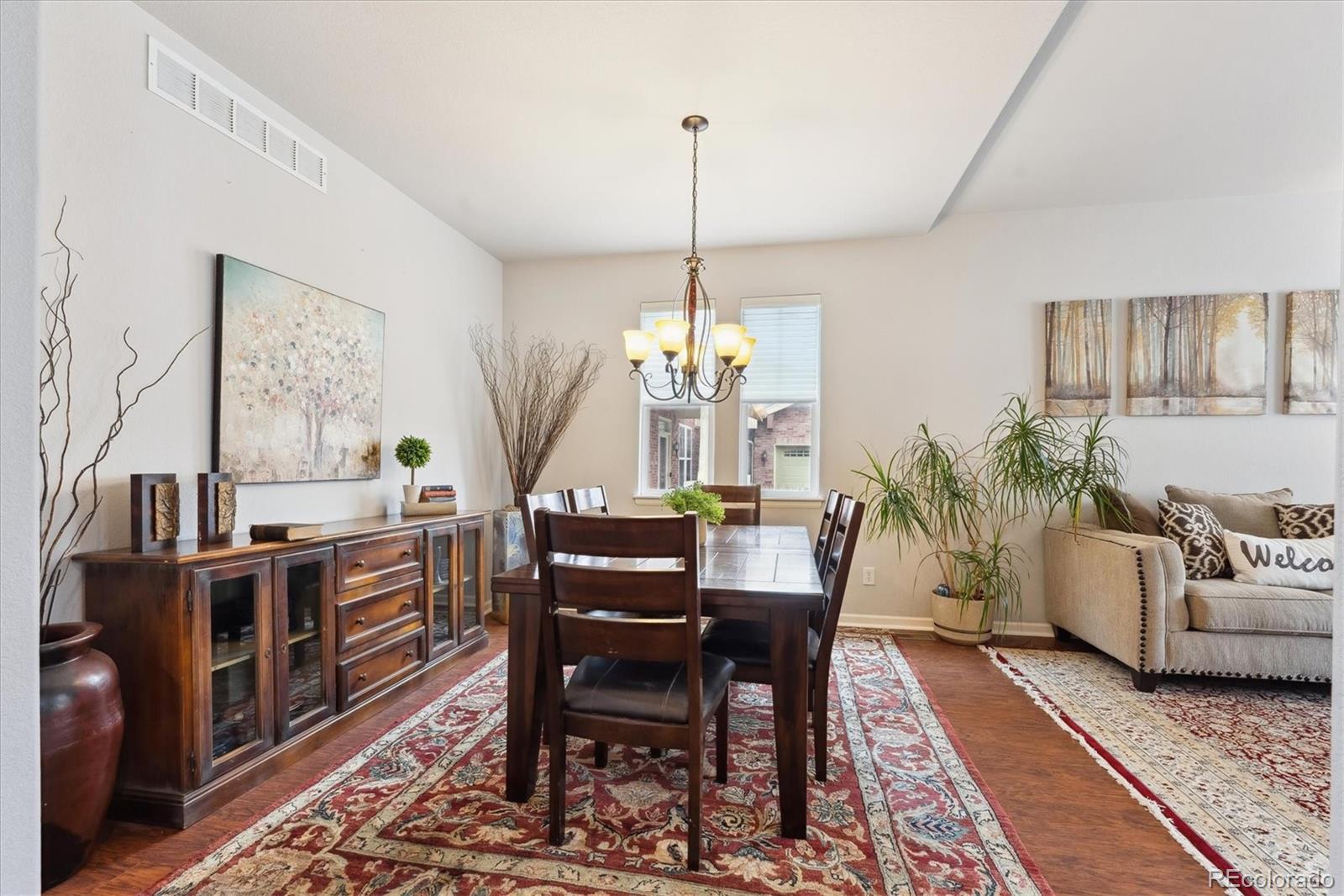 24714 E Quarto Place