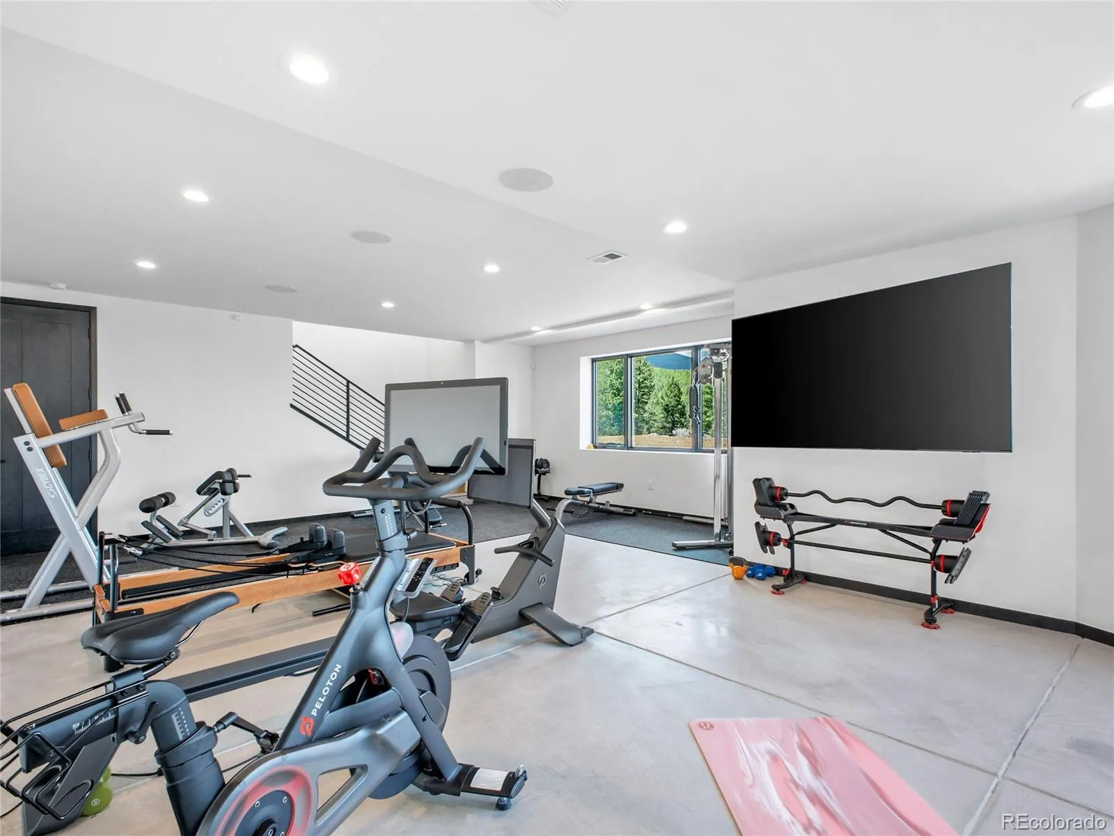 Evergreen, Colorado 80439, United States, 6 Bedrooms Bedrooms, ,5 BathroomsBathrooms,Residential,Active,144361