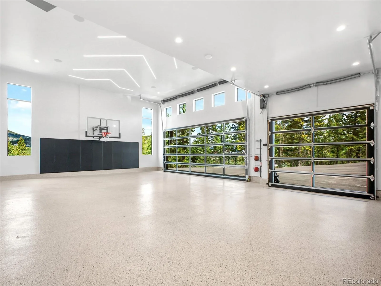 Evergreen, Colorado 80439, United States, 6 Bedrooms Bedrooms, ,5 BathroomsBathrooms,Residential,Active,144361