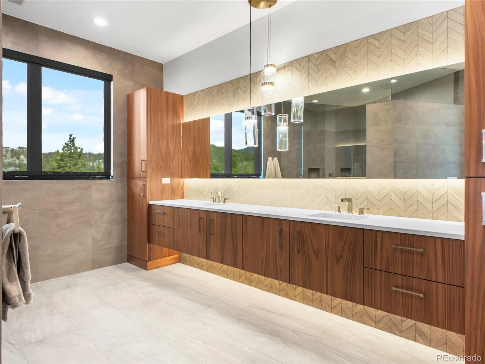 Evergreen, Colorado 80439, United States, 6 Bedrooms Bedrooms, ,5 BathroomsBathrooms,Residential,Active,144361