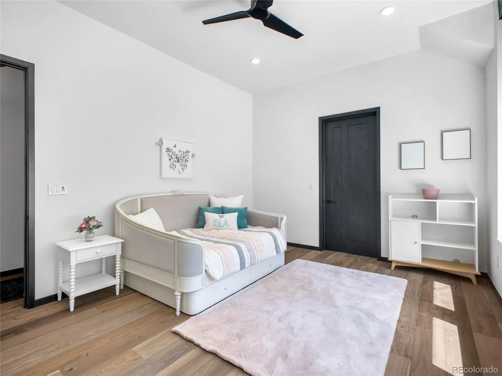 Evergreen, Colorado 80439, United States, 6 Bedrooms Bedrooms, ,5 BathroomsBathrooms,Residential,Active,144361