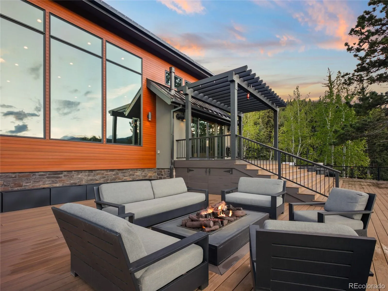 Evergreen, Colorado 80439, United States, 6 Bedrooms Bedrooms, ,5 BathroomsBathrooms,Residential,Active,144361