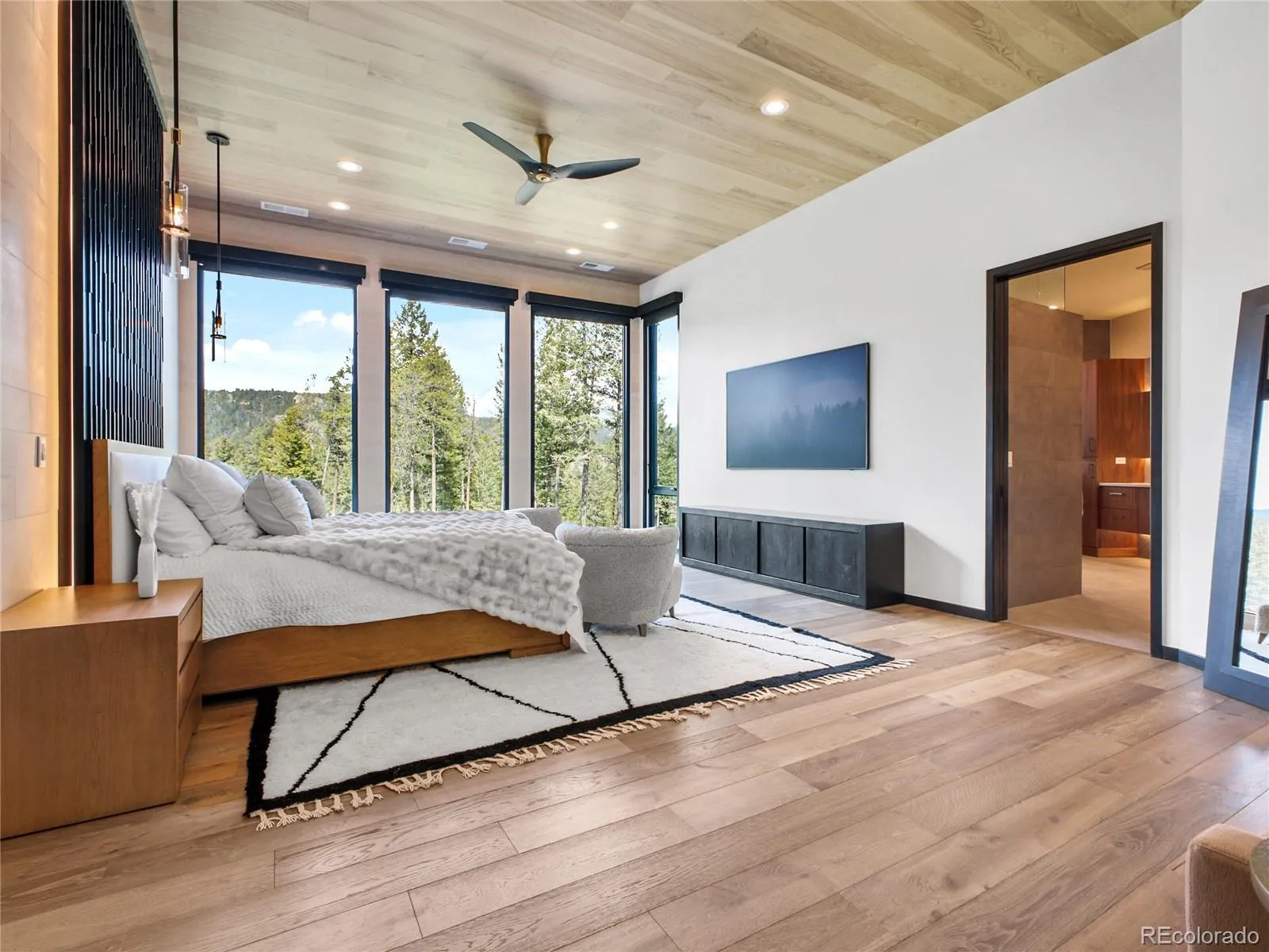 Evergreen, Colorado 80439, United States, 6 Bedrooms Bedrooms, ,5 BathroomsBathrooms,Residential,Active,144361