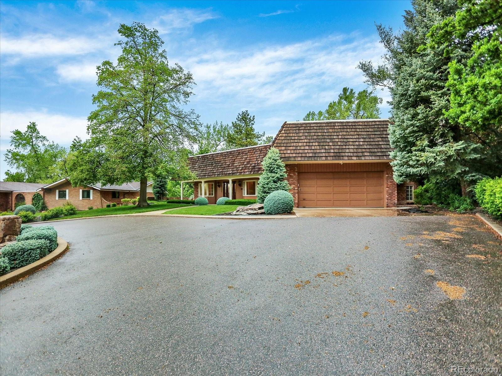 12135 W Applewood Knolls Drive