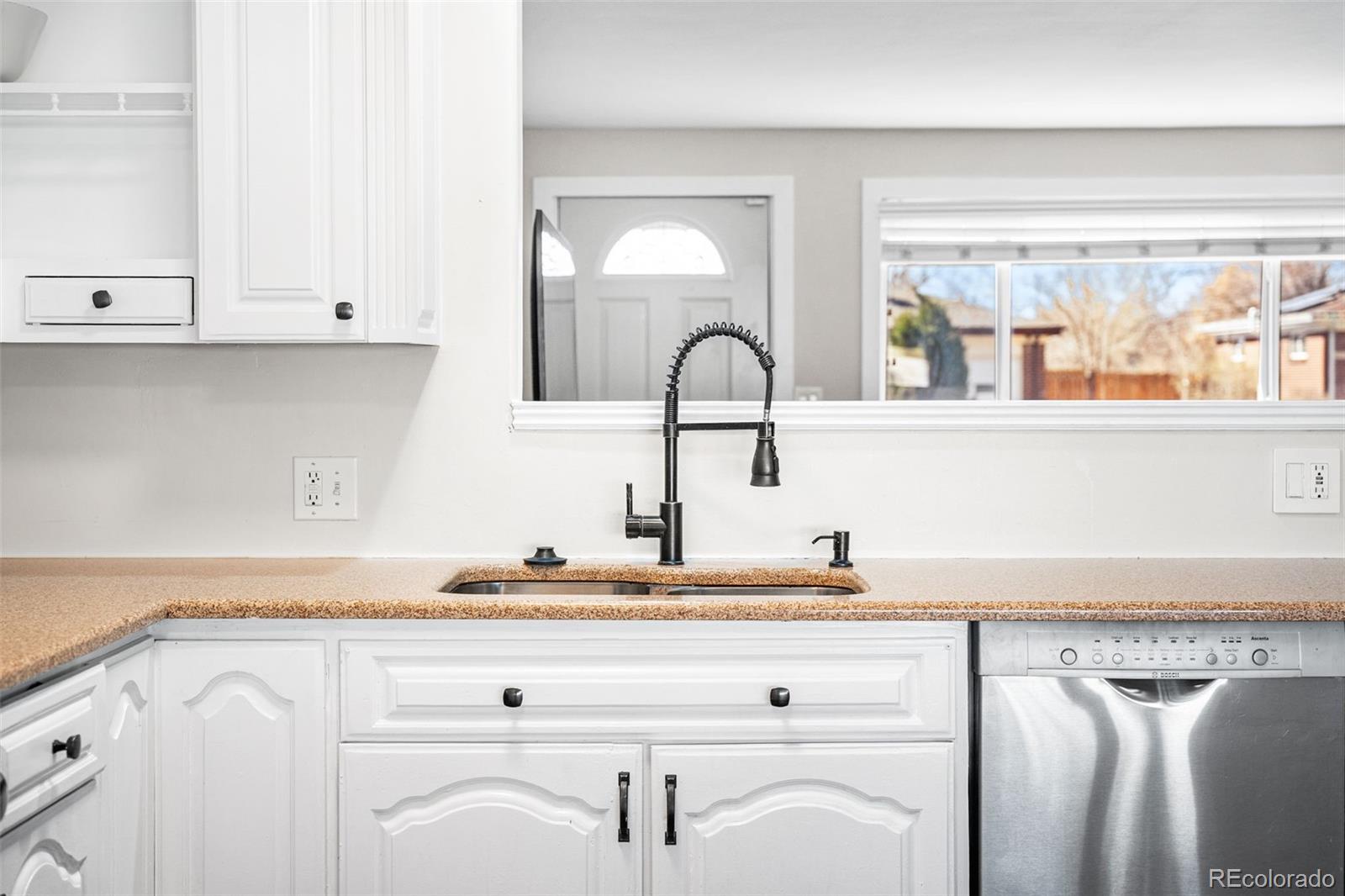3395 W Union Avenue, Englewood, CO, 80110 3 3395 W Union Avenue