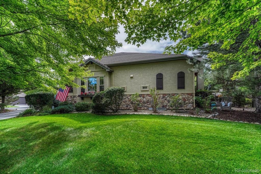 Photo of 32 Brookhaven Place, Littleton, CO 80123 (MLS # 9031754)