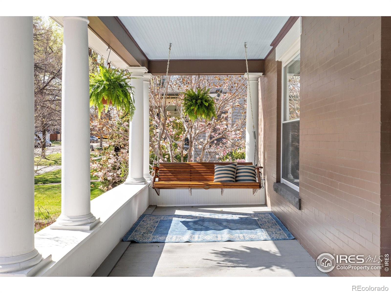 329 Bross Street