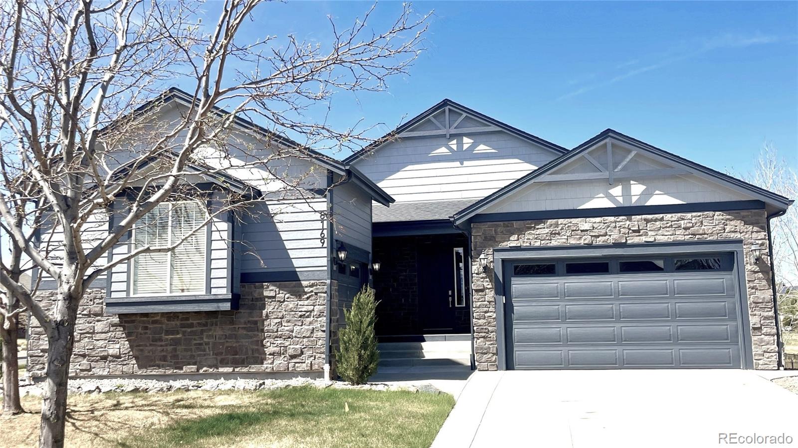 8169 S Blackstone Parkway