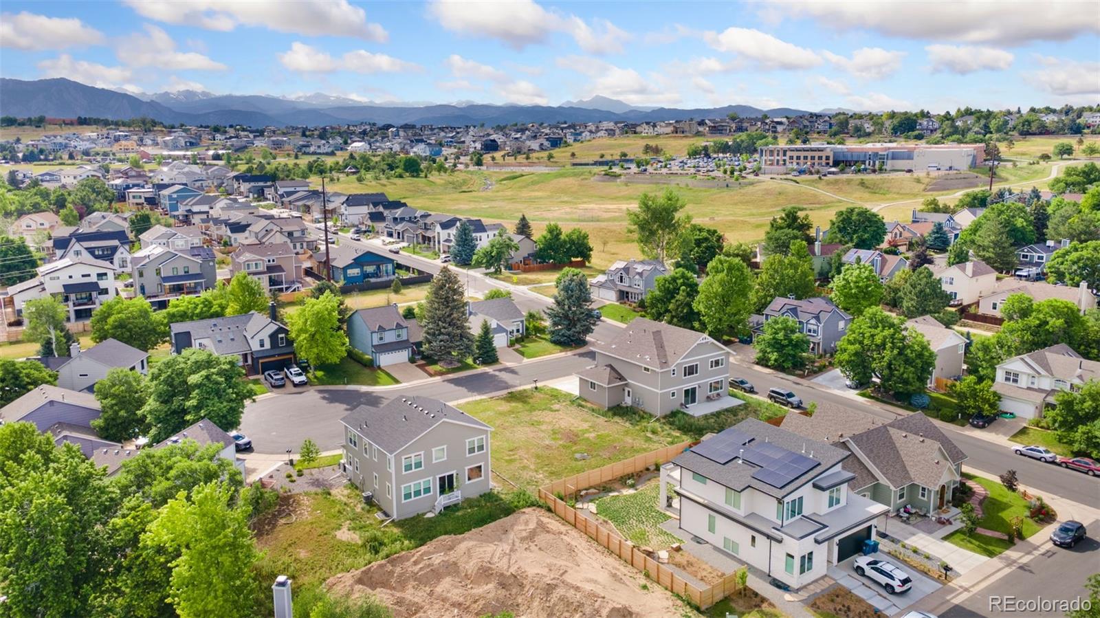 118 S Tanager Court