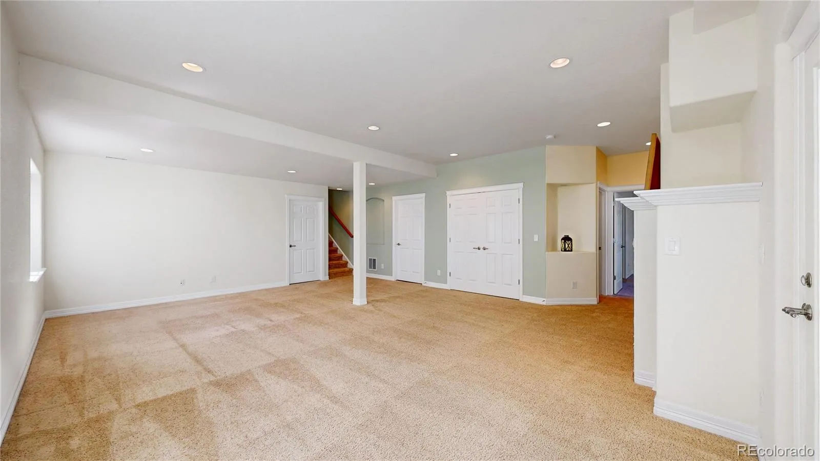 Arvada, Colorado 80004, United States, 4 Bedrooms Bedrooms, ,3 BathroomsBathrooms,Residential,Pending,105159