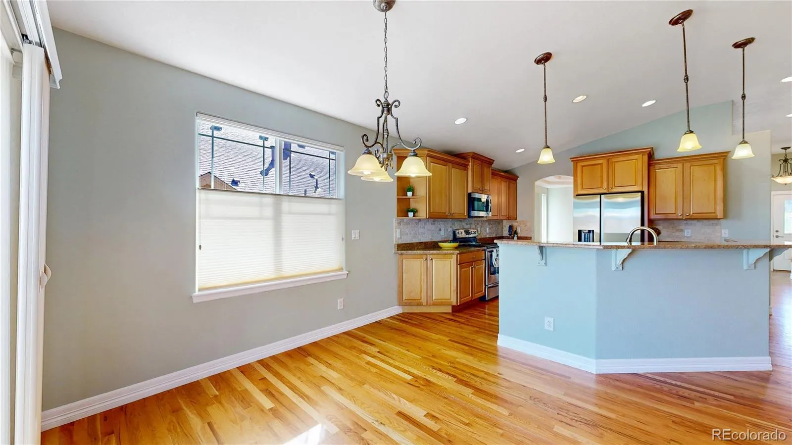 Arvada, Colorado 80004, United States, 4 Bedrooms Bedrooms, ,3 BathroomsBathrooms,Residential,Pending,105159