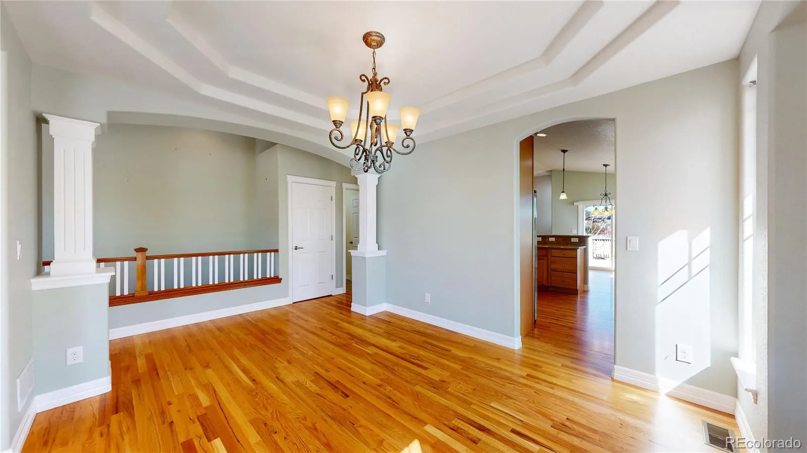 Arvada, Colorado 80004, United States, 4 Bedrooms Bedrooms, ,3 BathroomsBathrooms,Residential,Pending,105159