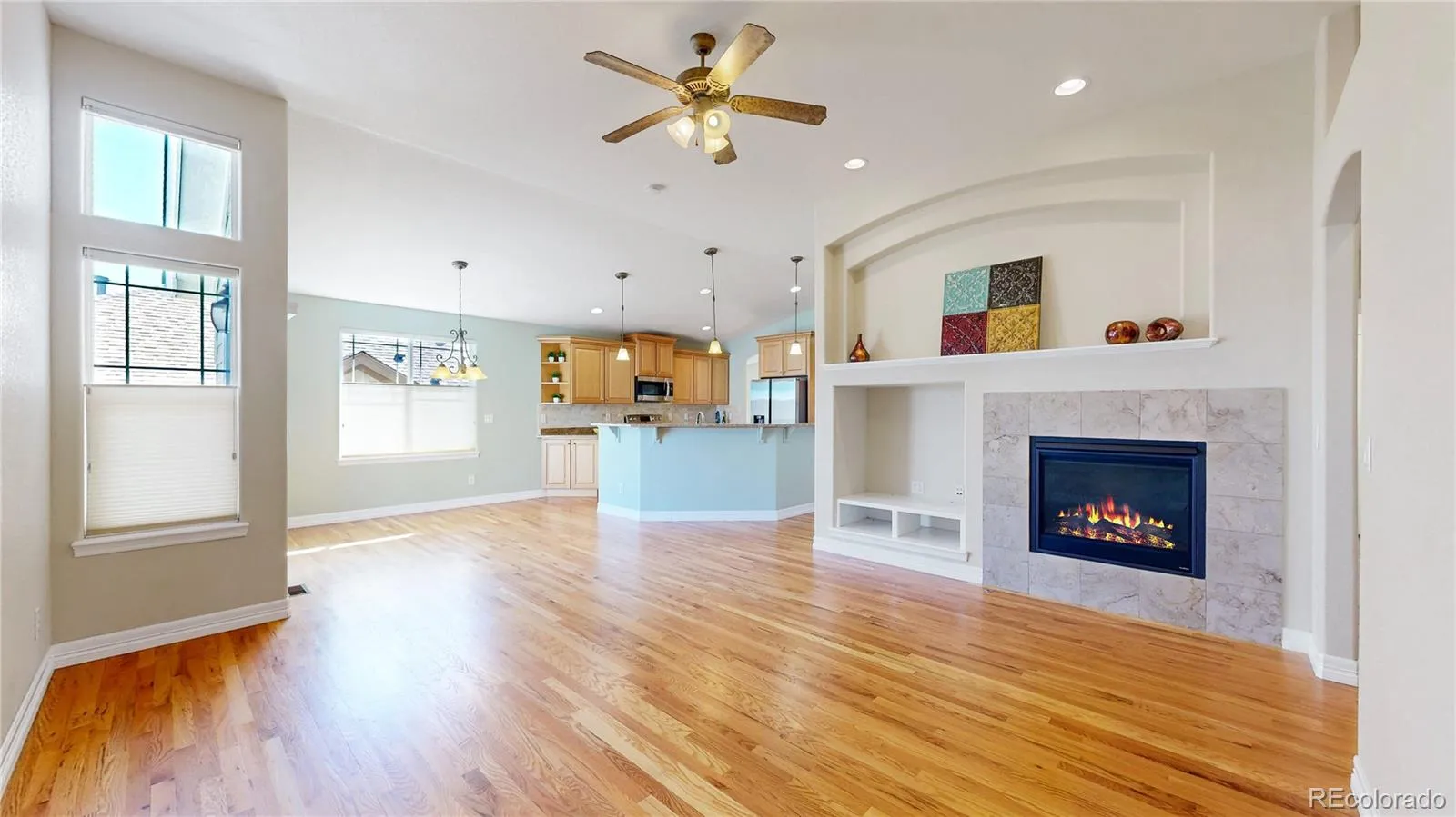 Arvada, Colorado 80004, United States, 4 Bedrooms Bedrooms, ,3 BathroomsBathrooms,Residential,Pending,105159