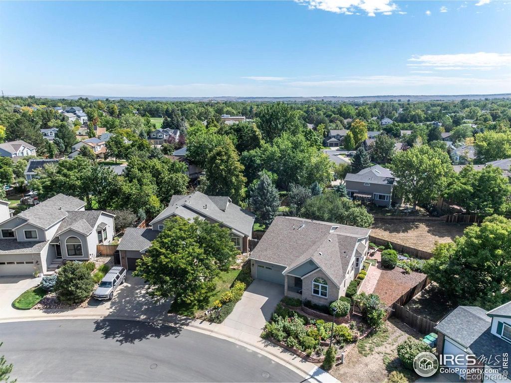 Photo of 174 Cherrywood Lane, Louisville, CO 80027 (MLS # IR1043544)