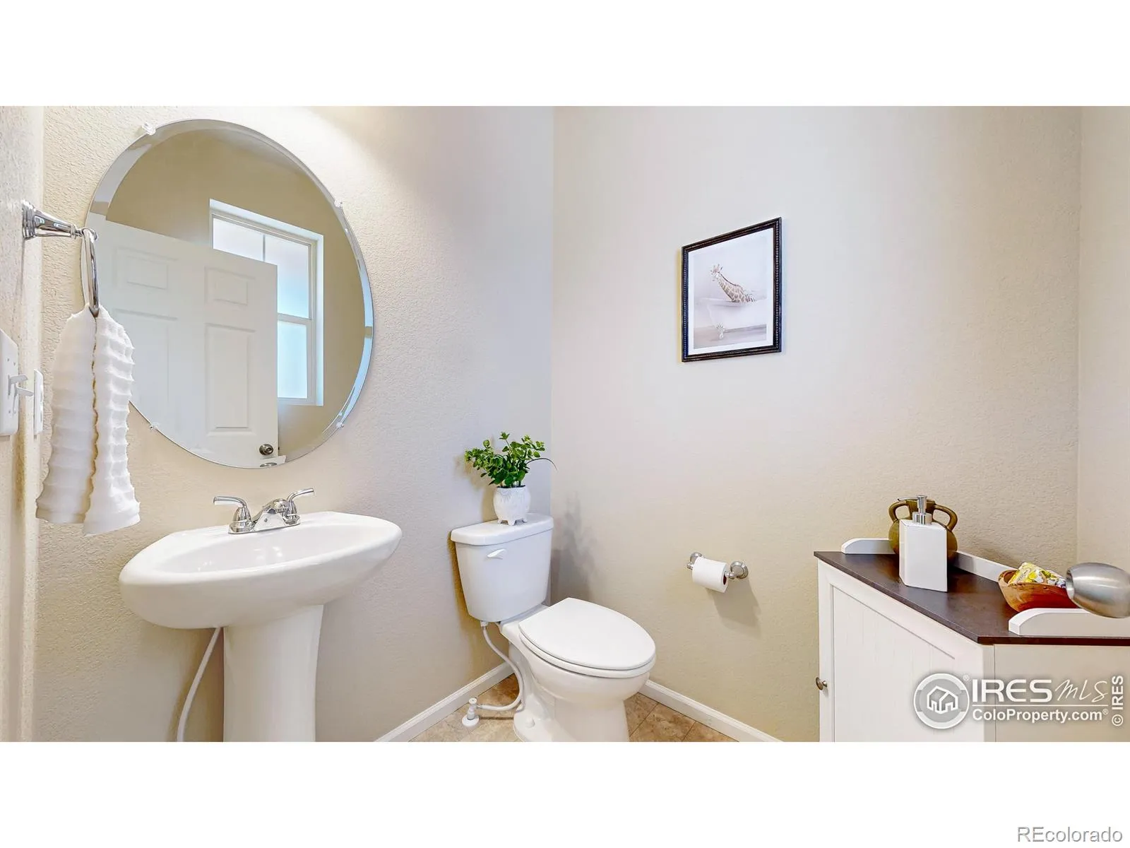 Erie, Colorado 80516, United States, 3 Bedrooms Bedrooms, ,2 BathroomsBathrooms,Residential,Active,206362