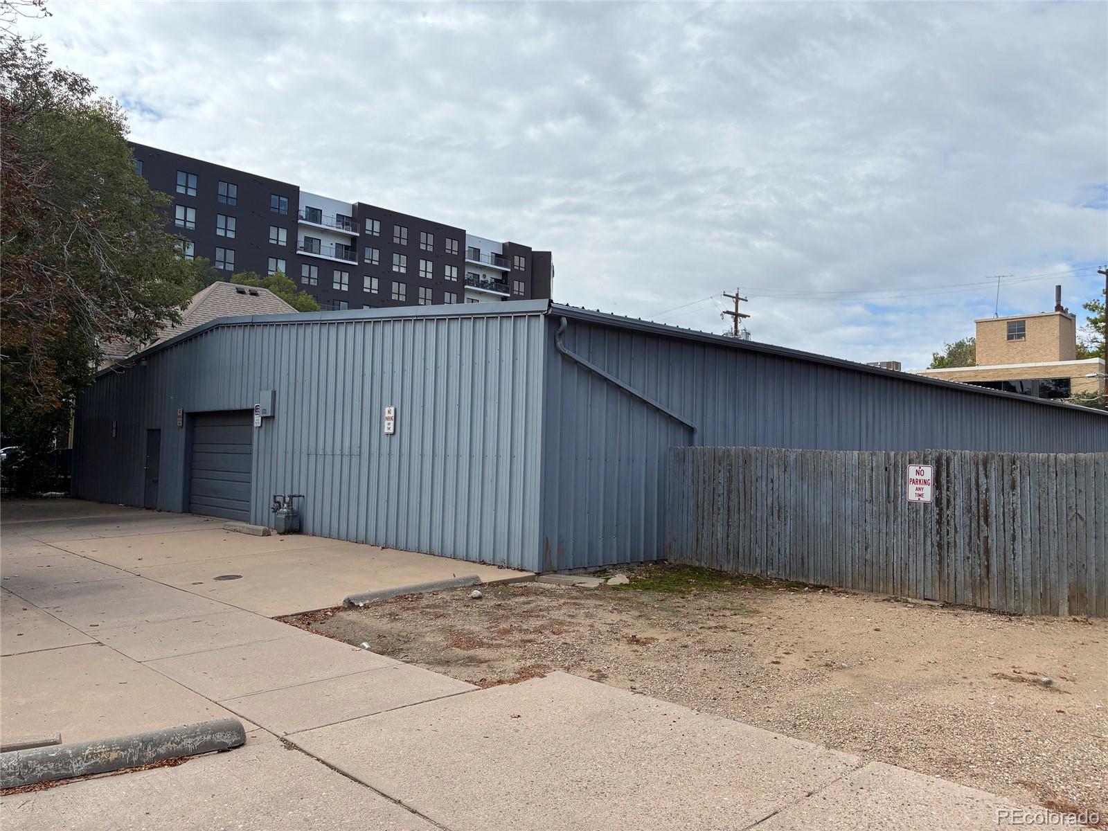 1711 N Lafayette Street