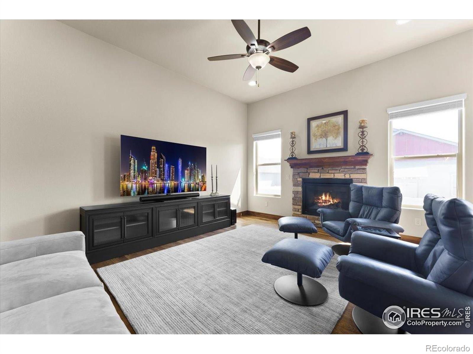 5653 Carmon Drive