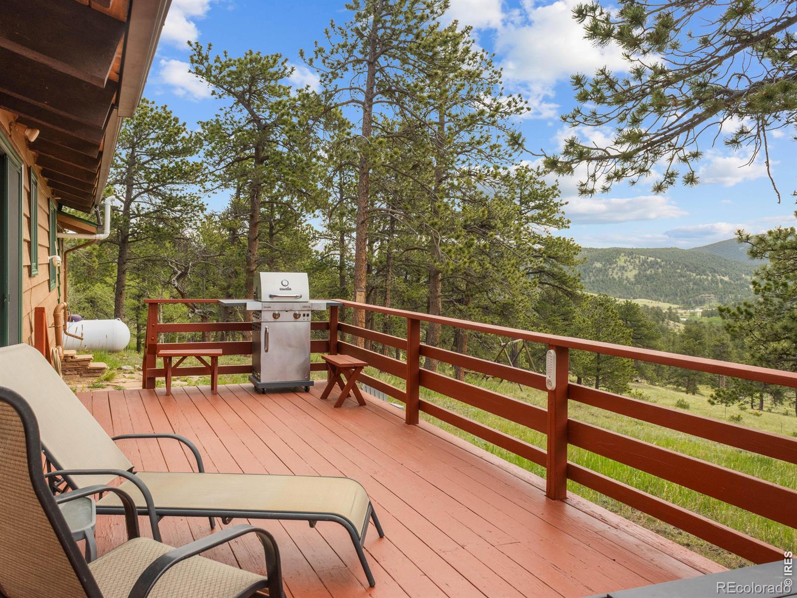 839 Ski Road