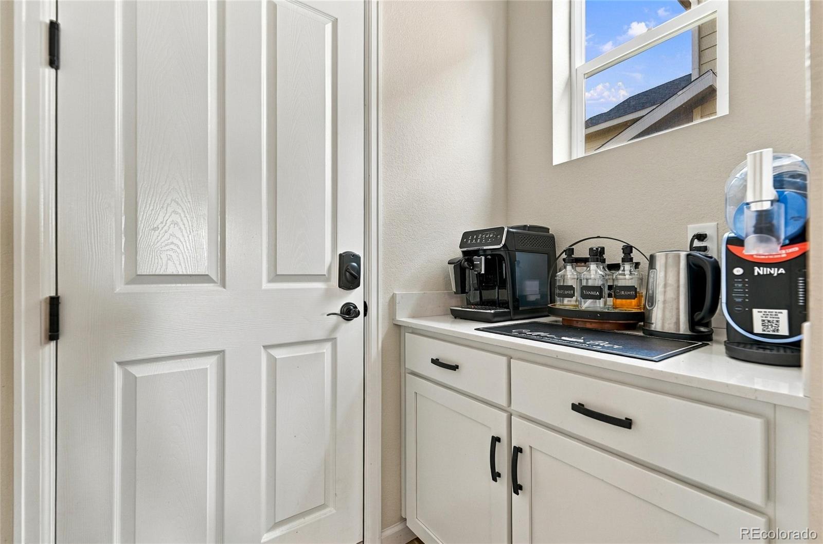 1392 Zenith Heights Court