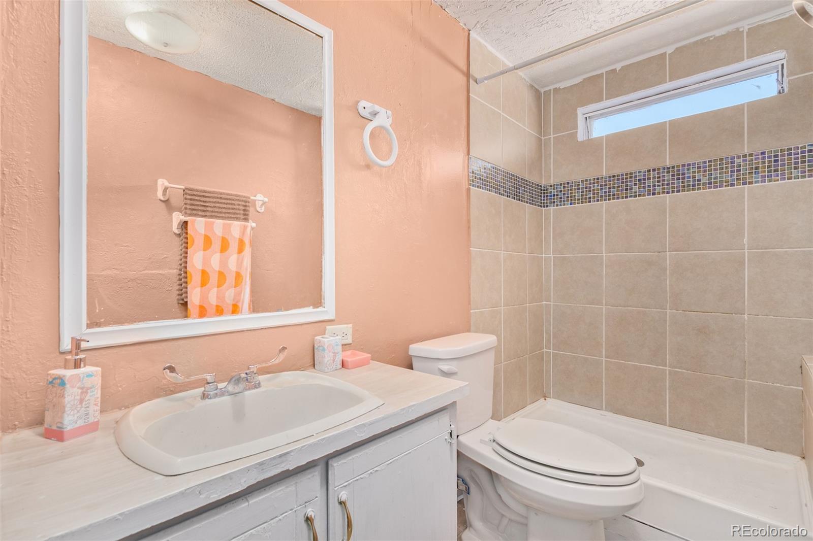 Photo 14 of 17 of 501 Zante Way house