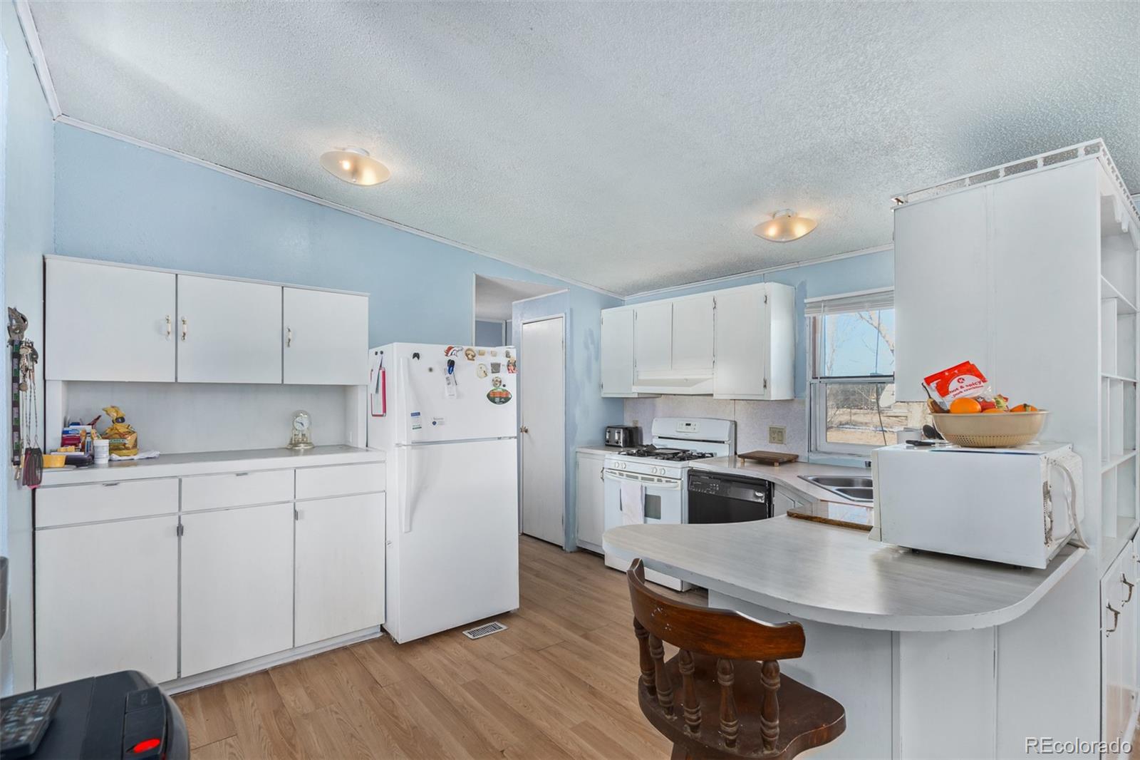 Photo 6 of 17 of 501 Zante Way house