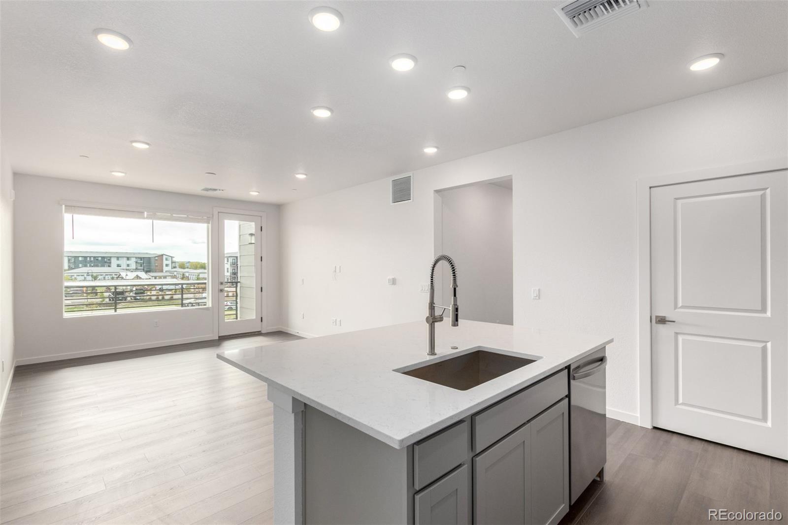 6153 N Ceylon Street 308