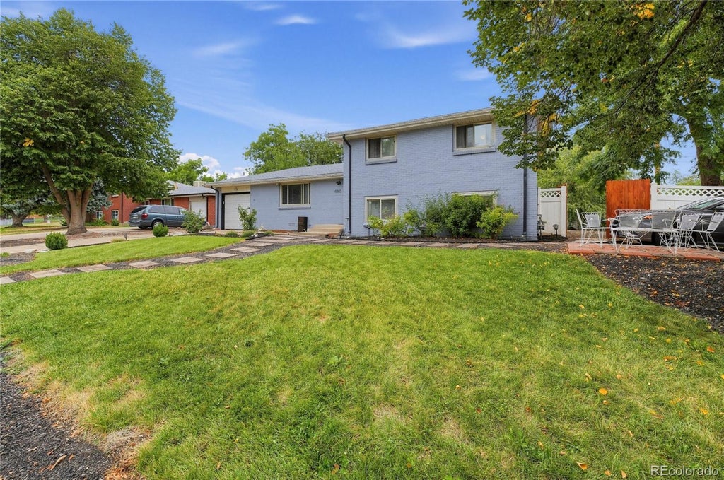 Photo of 6805 W Ellsworth Avenue, Lakewood, CO 80226 (MLS # 3317934)