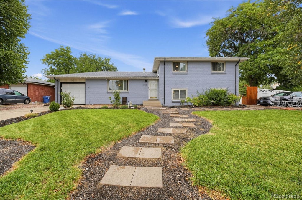 Photo of 6805 W Ellsworth Avenue, Lakewood, CO 80226 (MLS # 3317934)