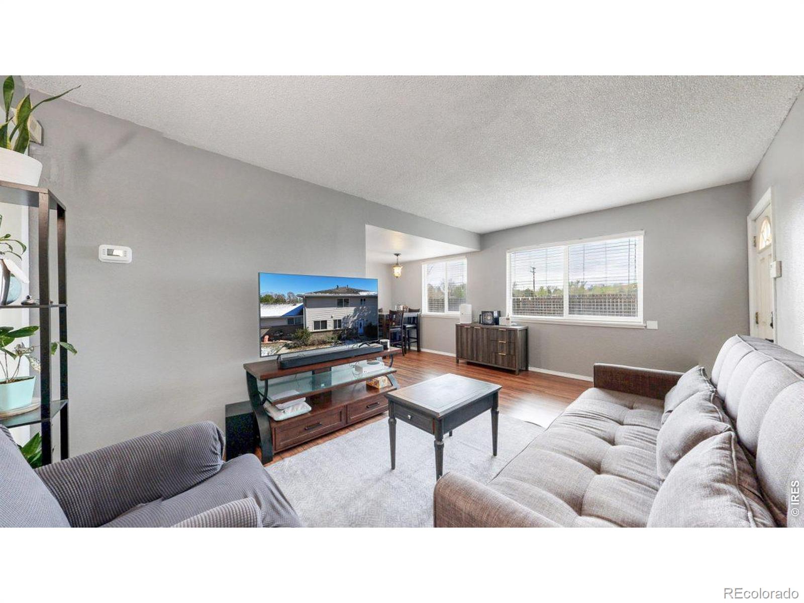 3354 S Flower Street 7