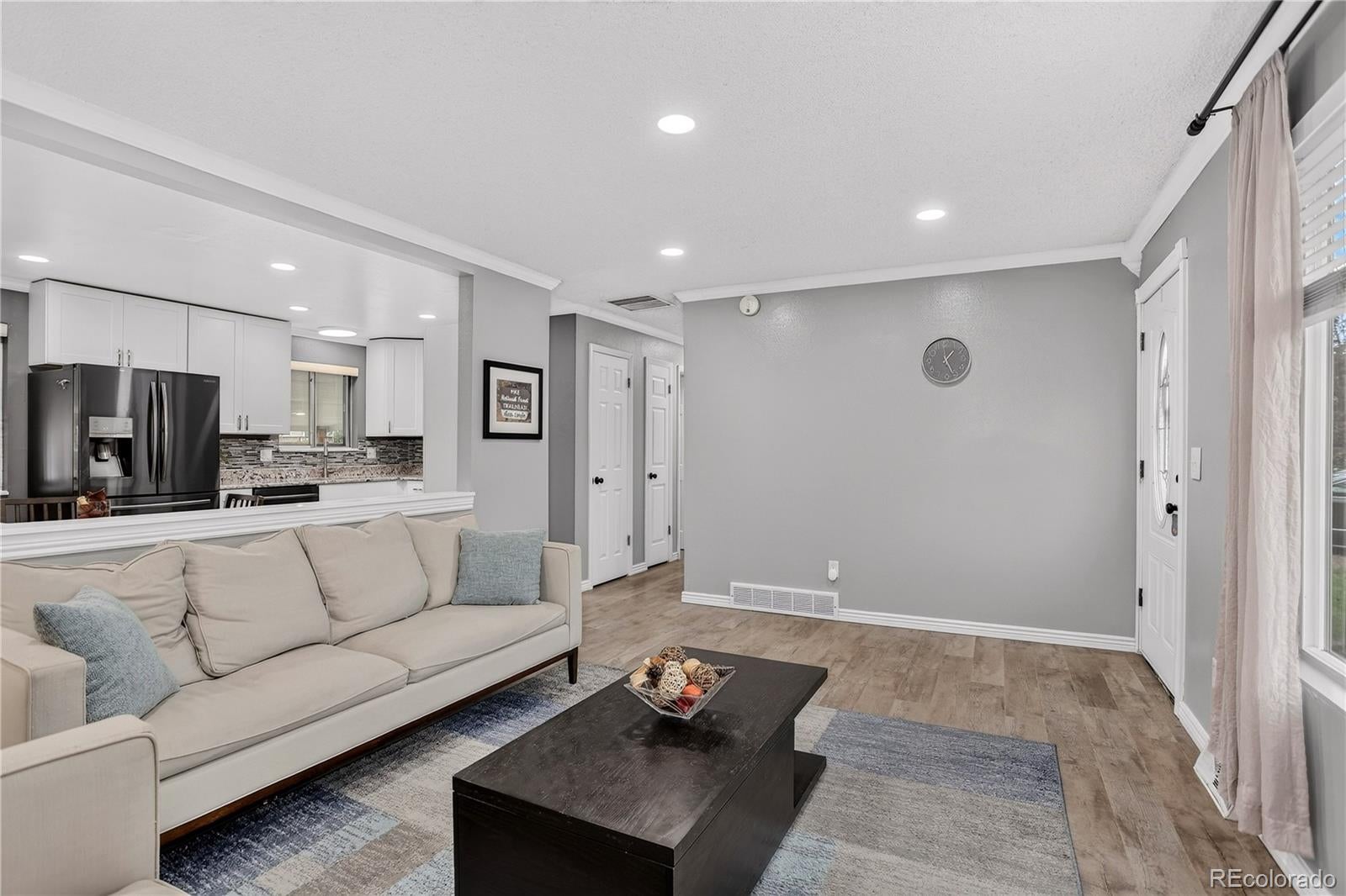 8939 W 91st Place