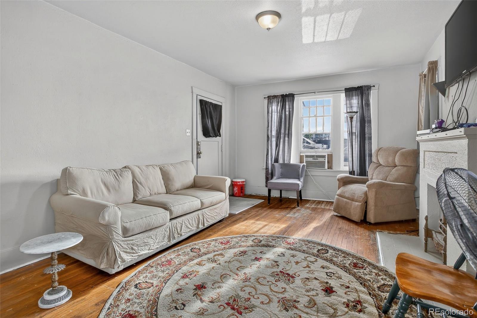 1511 N Lowell Boulevard 1509