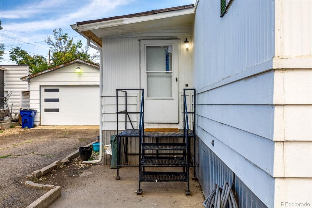 Photo of 8986 Decatur Street, Denver, CO 80260 (MLS # 1971425)