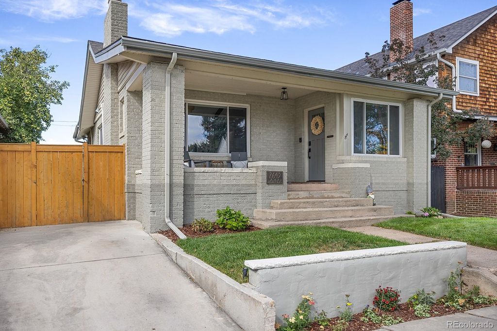 Photo of 2643 N Glencoe Street, Denver, CO 80207 (MLS # 4651457)