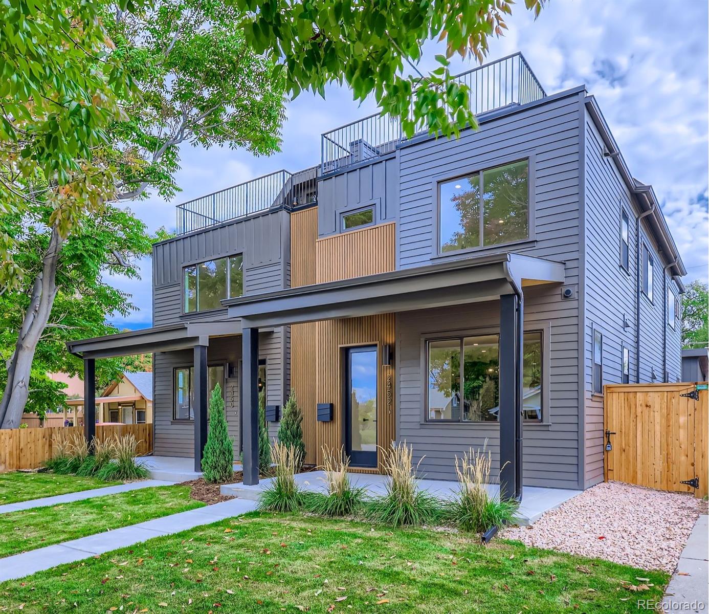 2452 S Cherokee Street