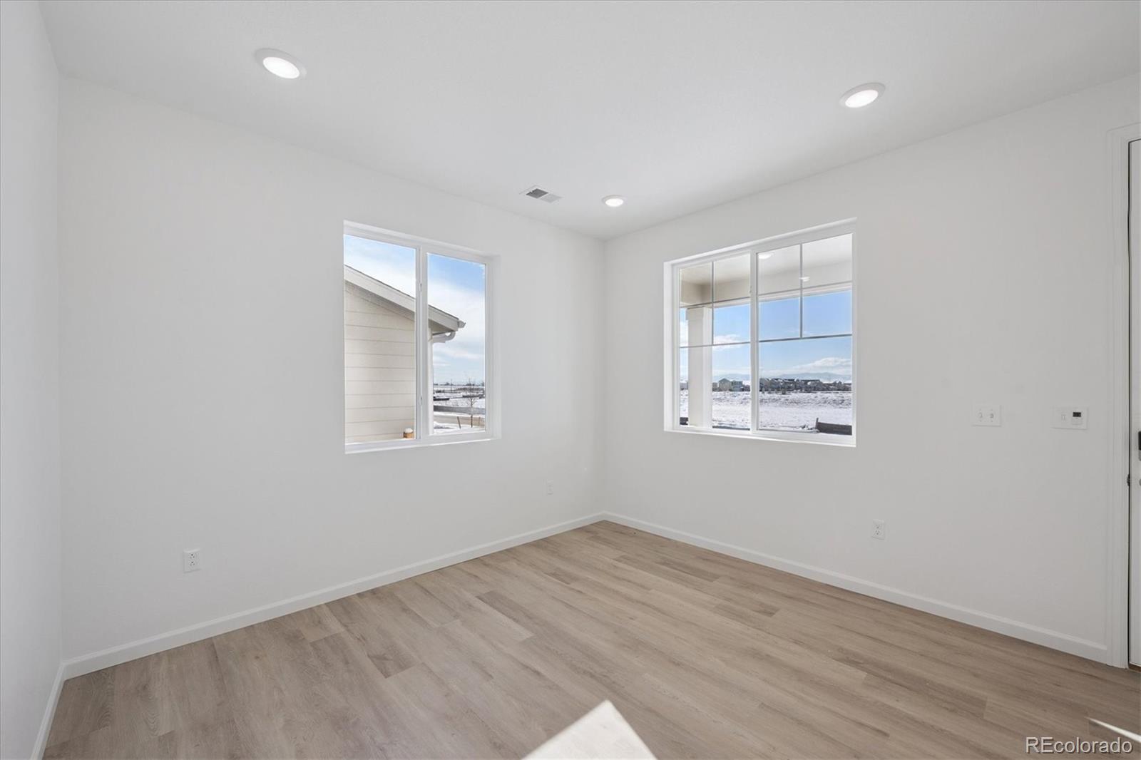 346 Lake Granby Avenue