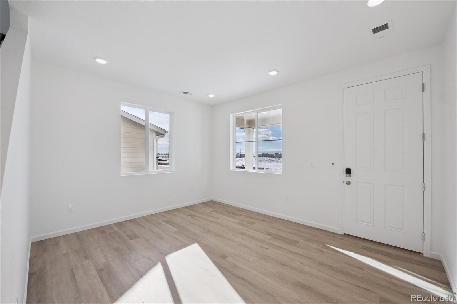 346 Lake Granby Avenue