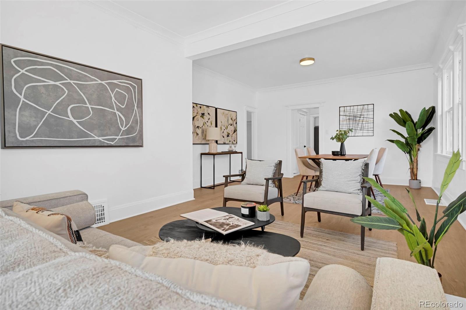 1393 N Newton Street