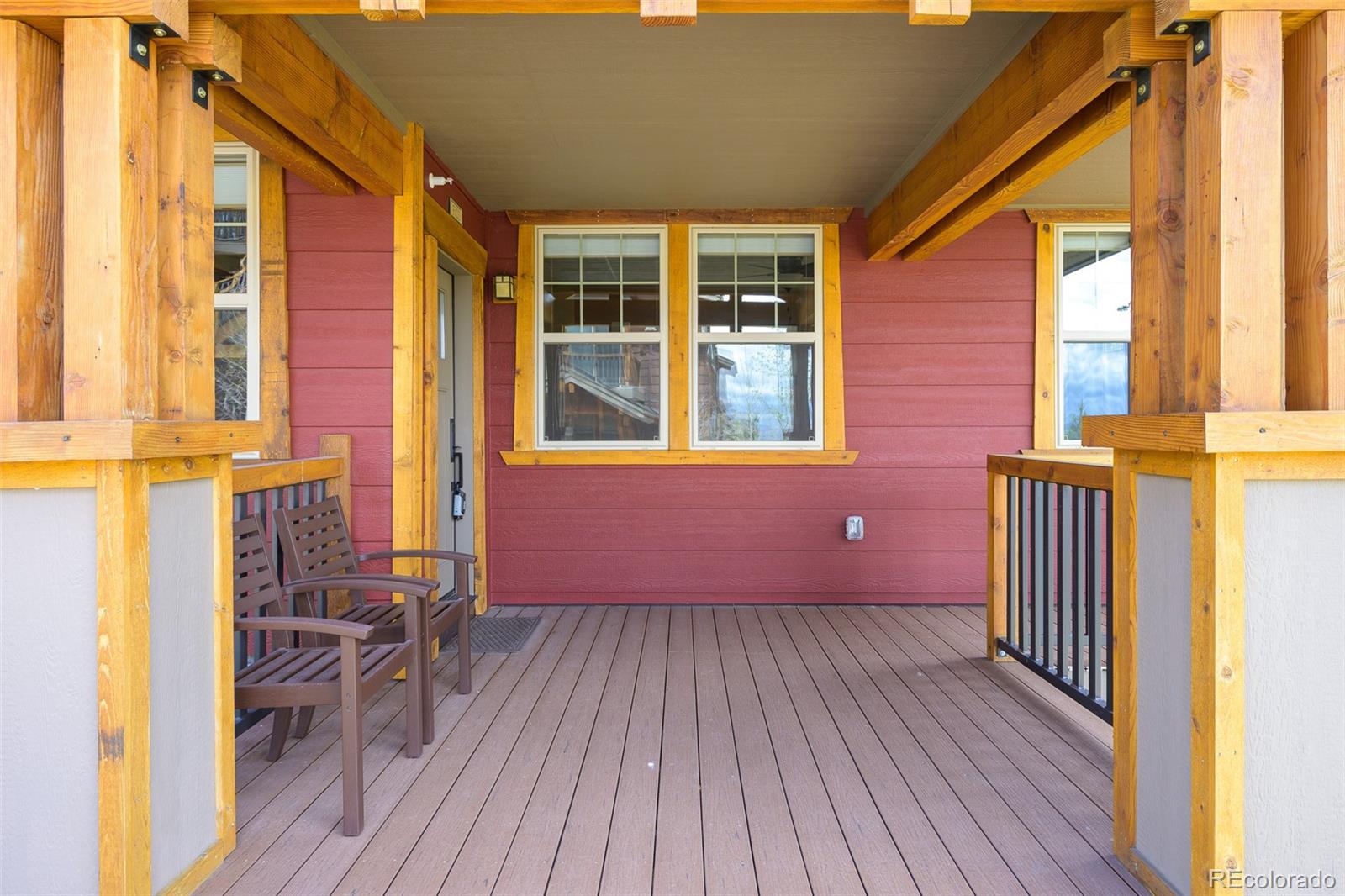 145 Cozens Pointe F101