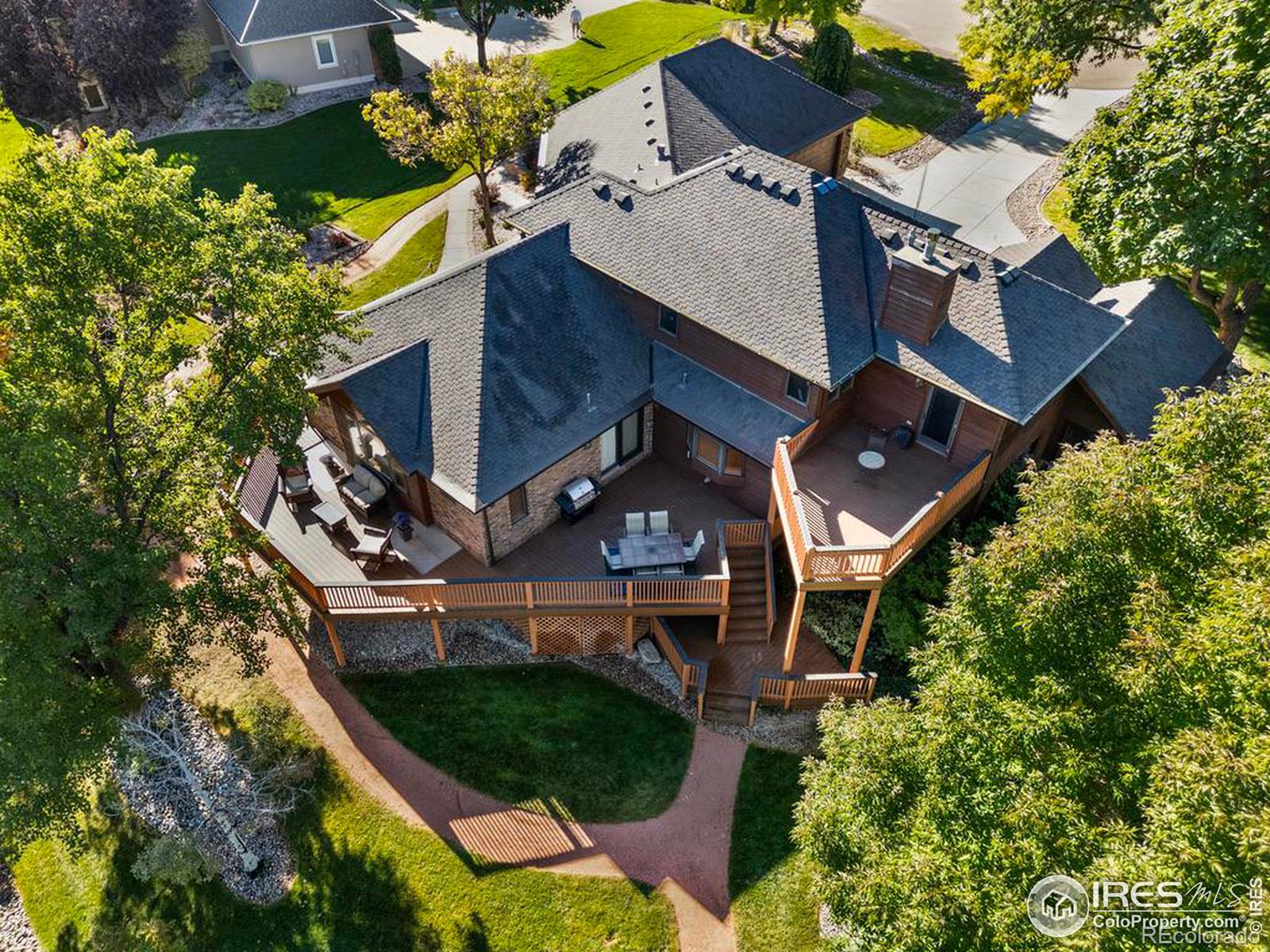 7312 Barnes Court