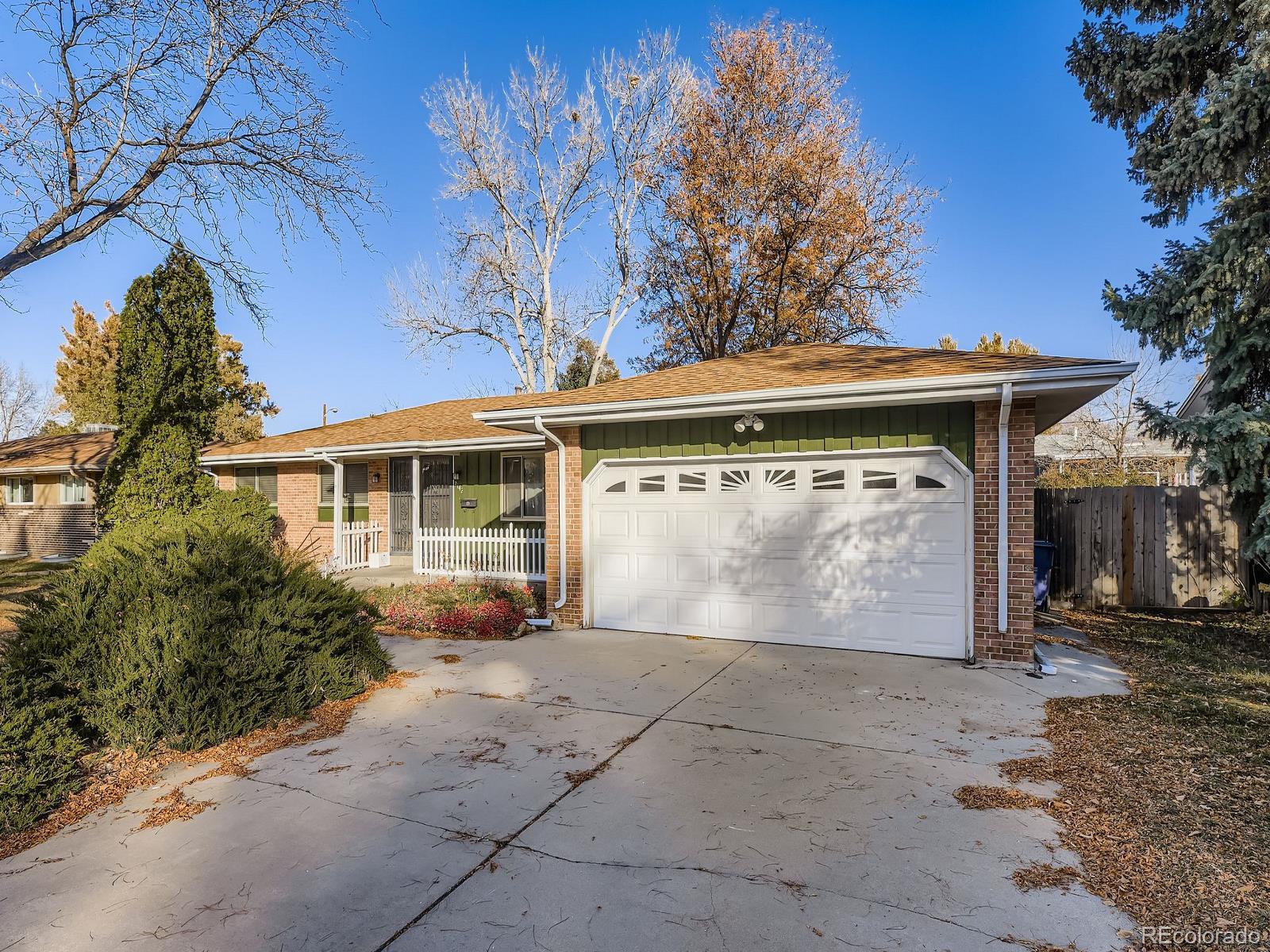 2142 S Harlan Street