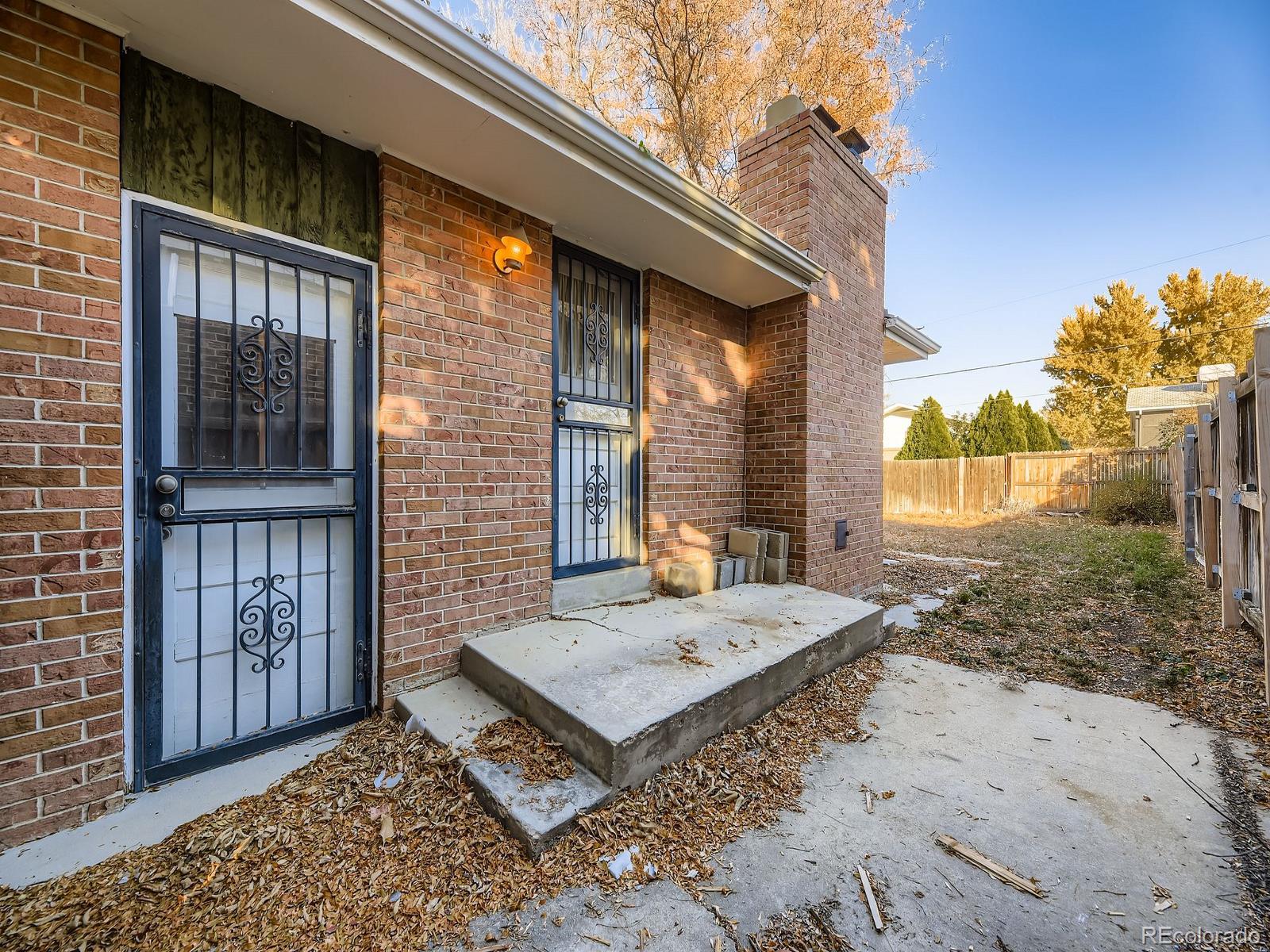 2142 S Harlan Street