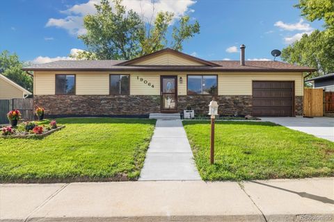 Photo of 19064 W 61st Place, Golden, CO 80403 (MLS # 5127714) Photo of 19064 W 61st Place, Golden, CO 80403 (MLS # 5127714)
