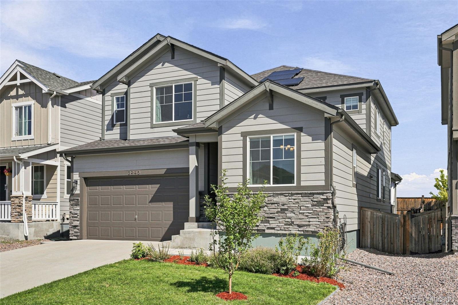 3943 White Leaf Place