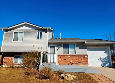Photo of 1830 S Mobile Street, Aurora, CO 80017 (MLS # 5906452)