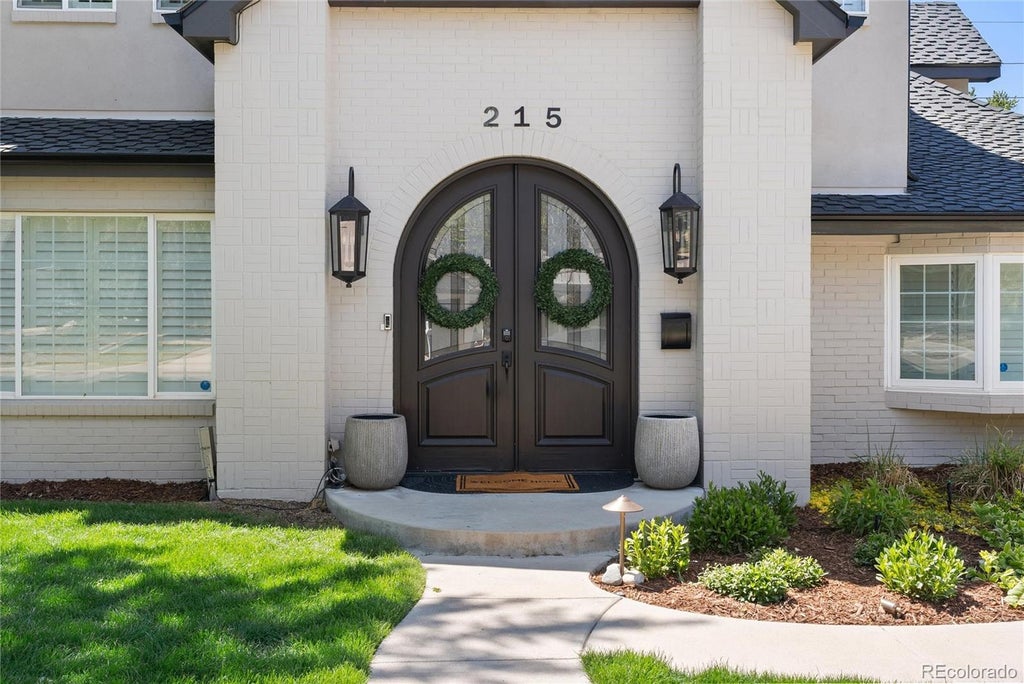 Photo of 215 Ivanhoe Street, Denver, CO 80220 (MLS # 9679786)
