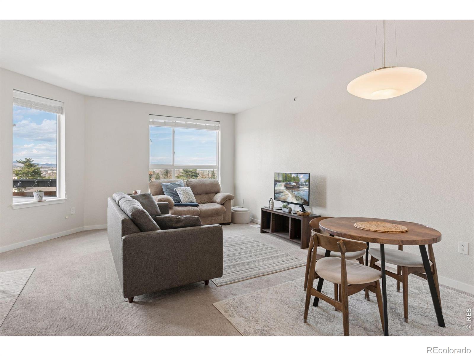 2810 E College Avenue 302