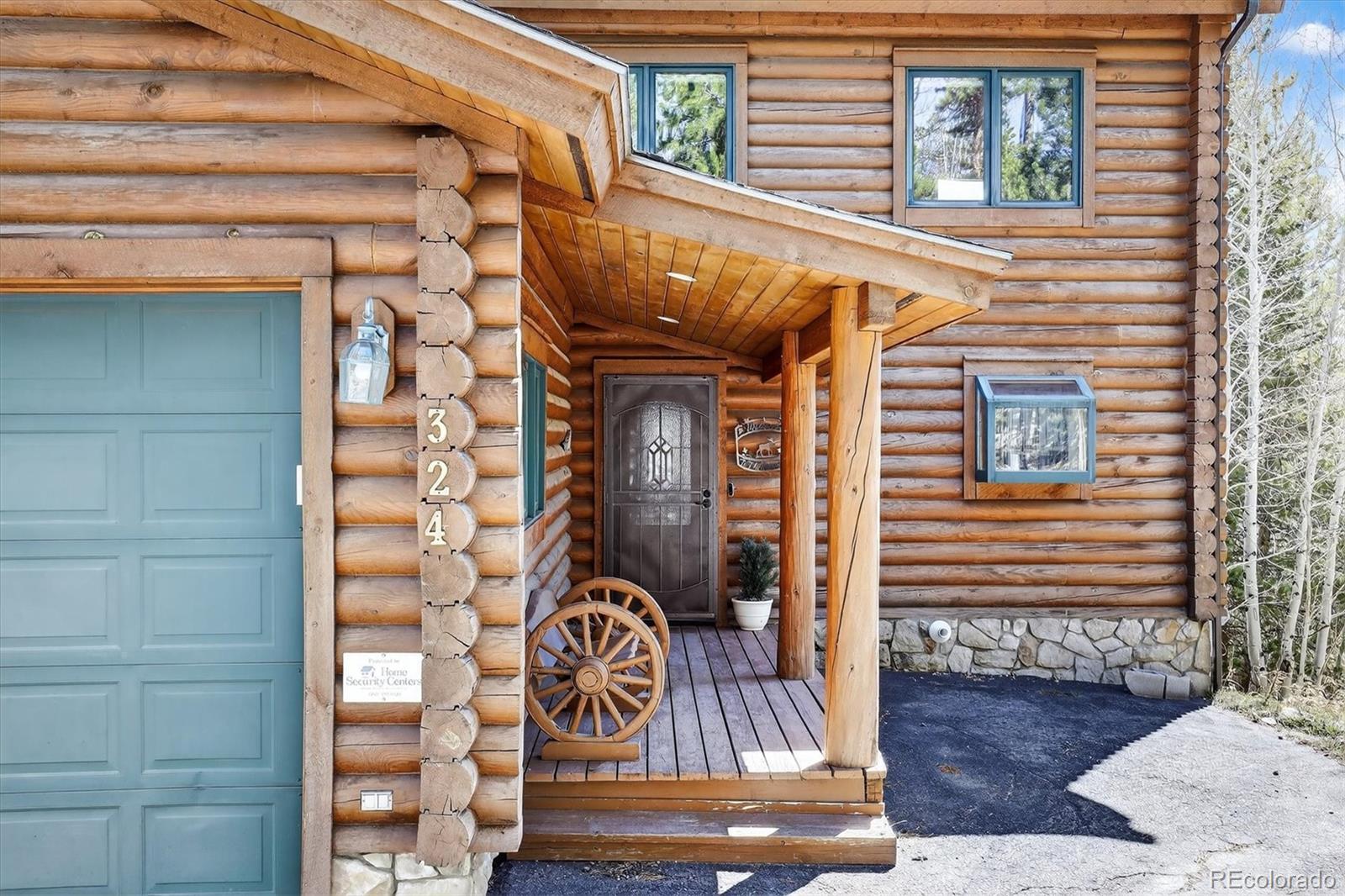 324 Black Hawk Circle