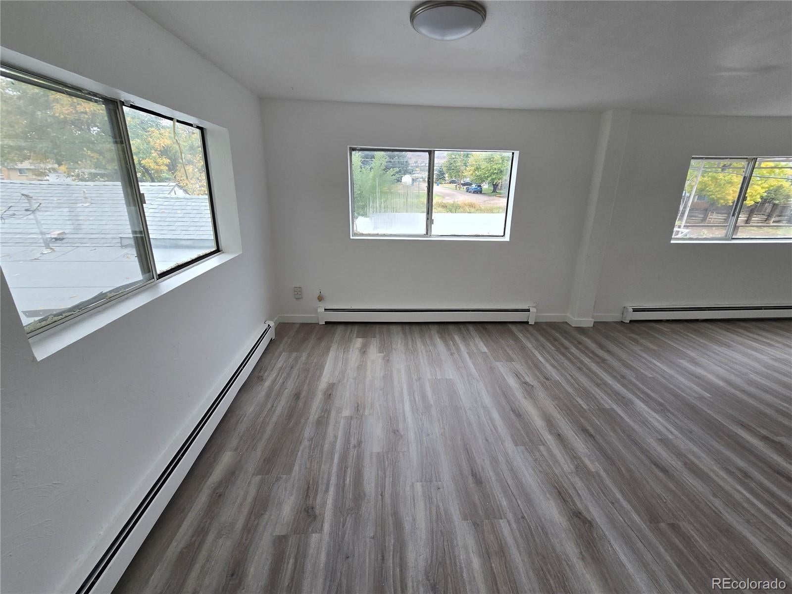 15905 W 8th Place