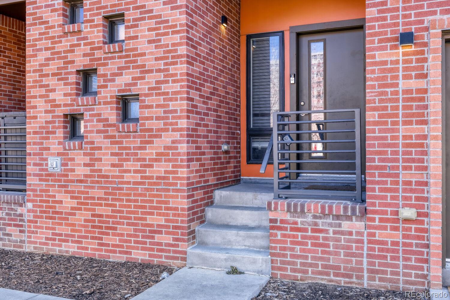 2200 Tremont Place 3