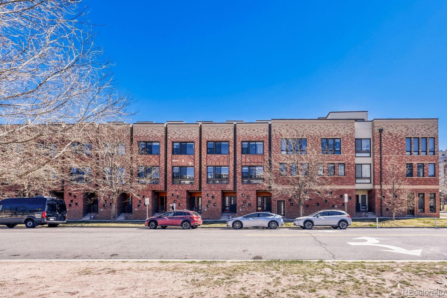 2200 Tremont Place 3